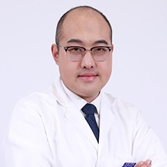 李多多医生头像