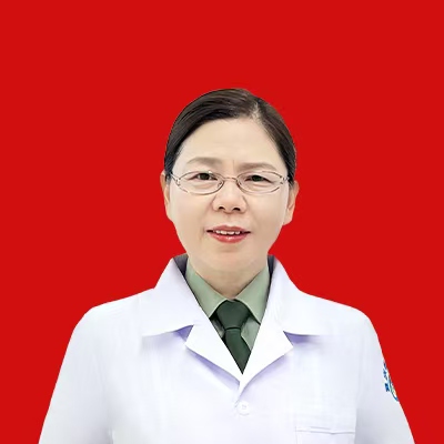 鄢军医生头像
